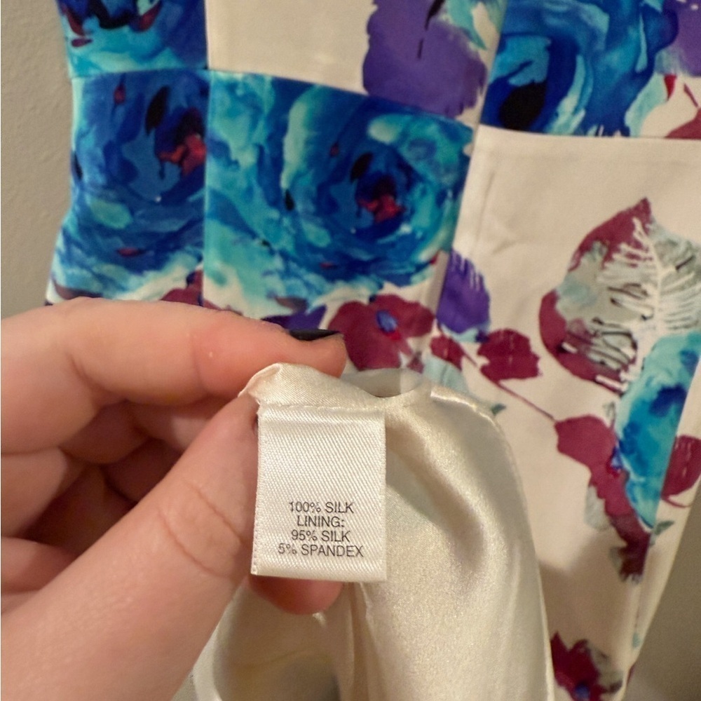 St.‎ John Collection Women's Evening Garden Silk Crepe - Size 4 - Picture 9 of 10